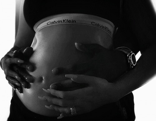 Беременная Хлое Кардашьян: «Я чрезвычайно переживала из-за собственного признания»