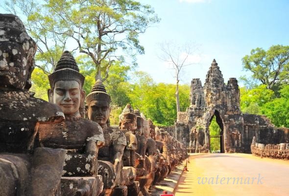 Камбоджа набирает популярность посреди туристов