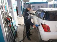 До конца февраля бензин на заправках может значительно подешеветь, - эксперт