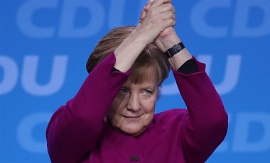 Bild: концерн Deutsche Post продал партии Меркель базу клиентов