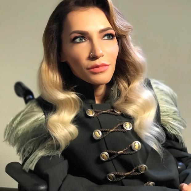 Юлия Самойлова прокомментировала свою "эмиграцию" в Европу: певица записала видеообращение
